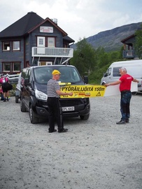 Huolto valmistautumassa lähtöön